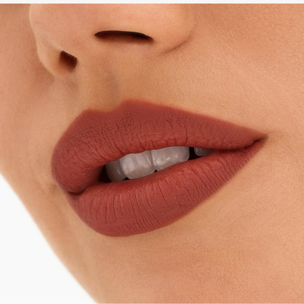 MAC Locked Kiss 24HR Lipstick (Meticulous) NEW - Picture 8 of 11